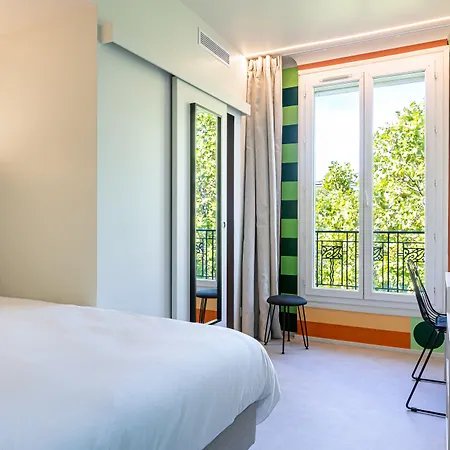 Hotel Graphik Montparnasse Parigi
