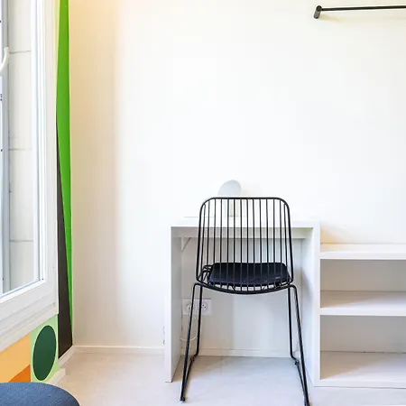 Hotel Graphik Montparnasse Parigi