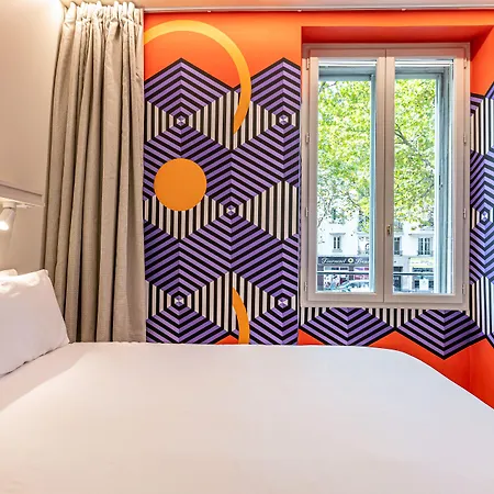 Hotel Graphik Montparnasse 3*